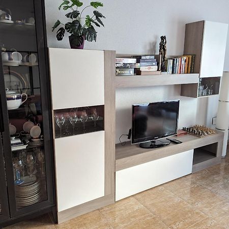 Vivienda Compartida Con Ambiente Familiar Apartment Sesena Luaran gambar